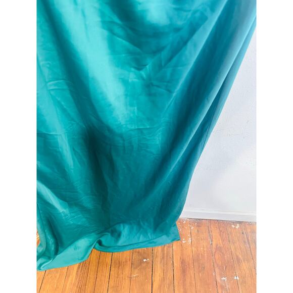 FAVIANA Green Satin Sleeveless Halter Neck Thigh-High Side Slit Gown Dress sz 14 - Picture 11 of 16